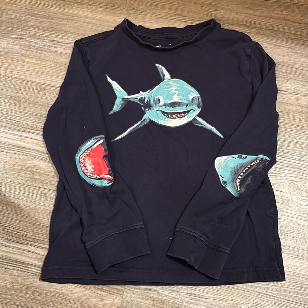 🌸Shark Print Long Sleeve Tee - rumi&ryder